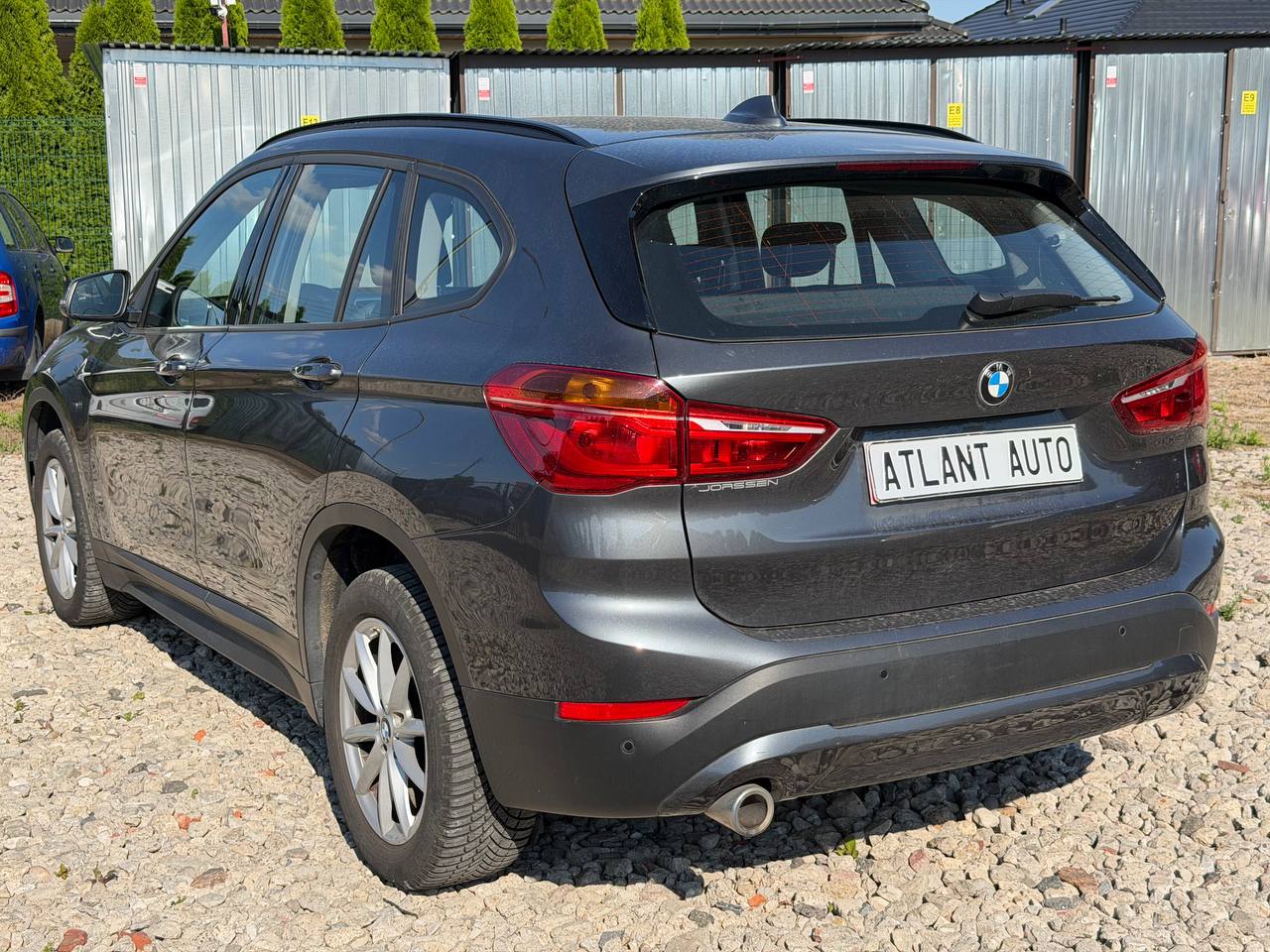 BMW X1 sDrive16d Automatic — zdjęcie 17