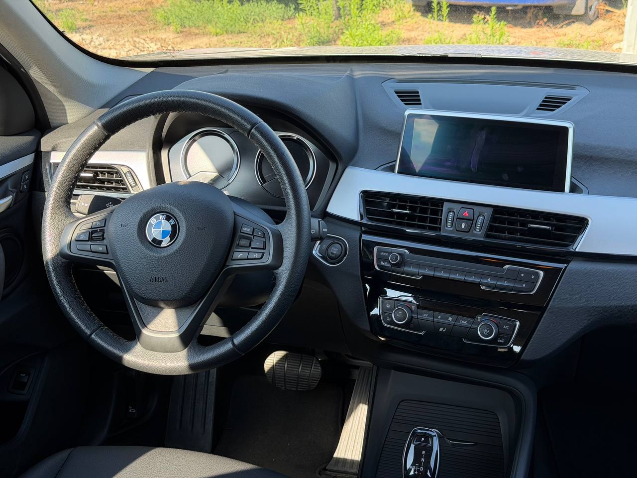BMW X1 sDrive16d Automatic — zdjęcie 14