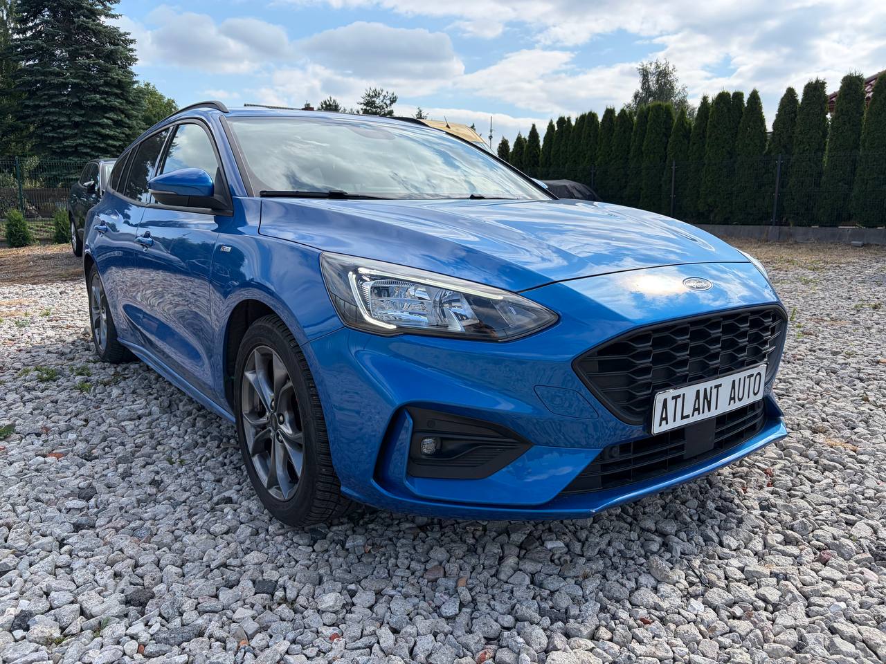 Ford Focus Wagon 1.0 EcoBoost ST-Line X Business — zdjęcie 2