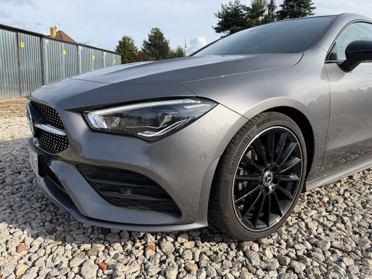 Mercedes-Benz CLA 180 AMG Line DCT — zdjęcie 4