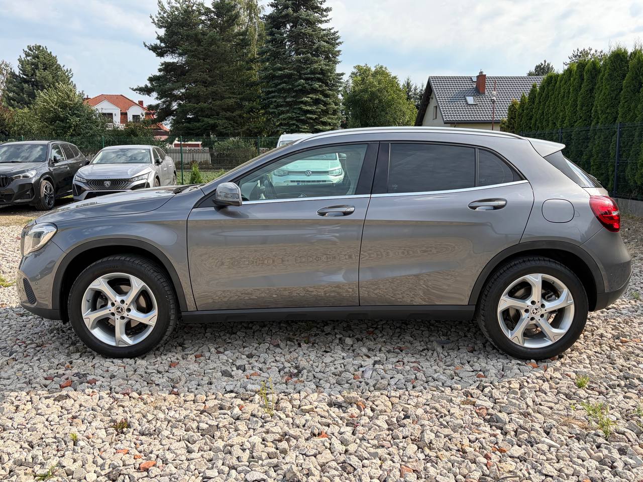 Mercedes-Benz GLA 200 Urban 7G-DCT — zdjęcie 5