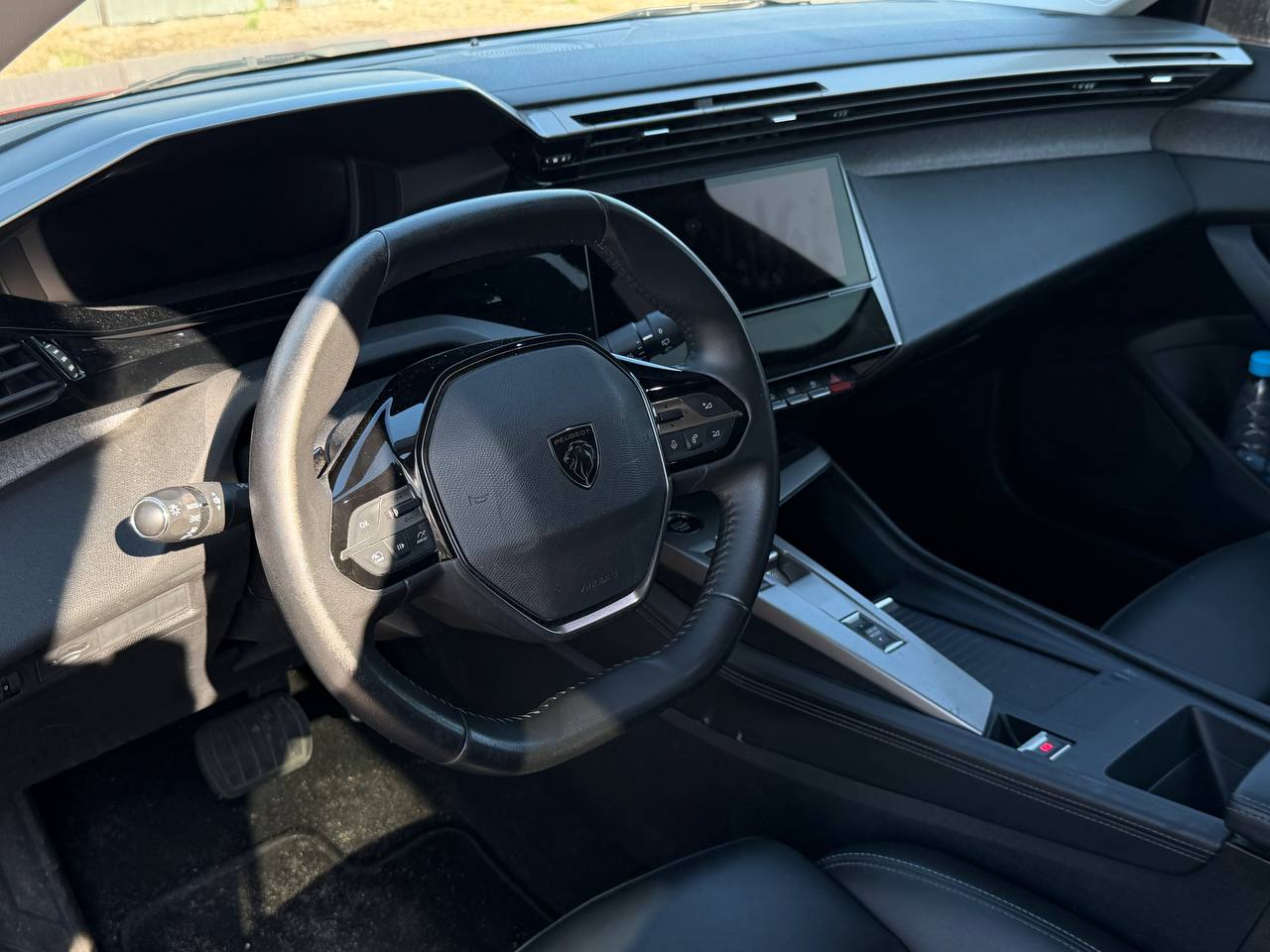 Peugeot 308 SW Allure 1.5 BlueHDi 130 EAT8 — zdjęcie 10