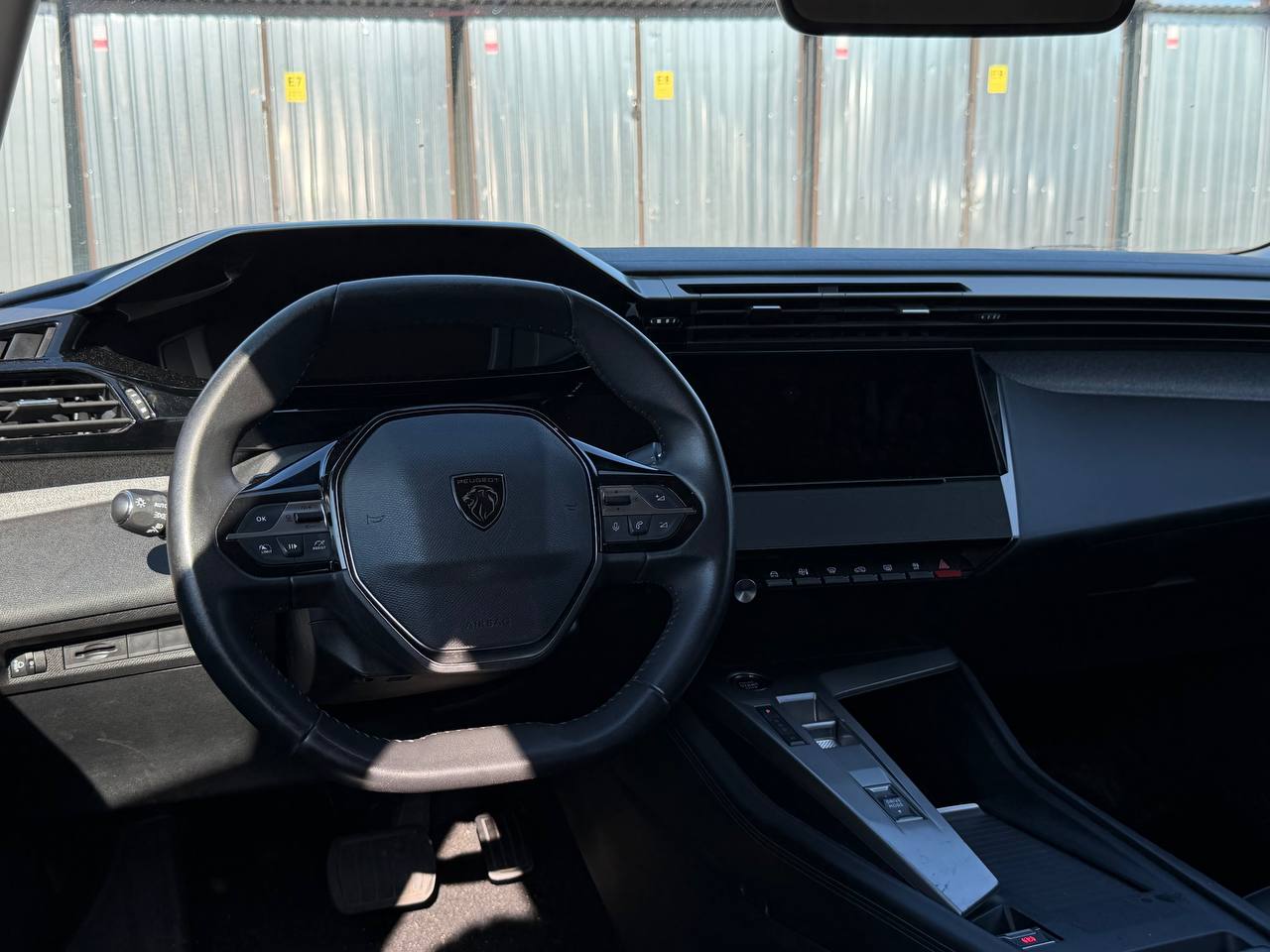 Peugeot 308 SW Allure 1.5 BlueHDi 130 EAT8 — zdjęcie 11