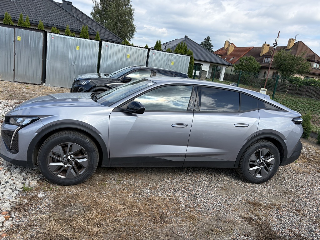 Peugeot 408 Allure 1.2 PureTech 130 EAT8 — zdjęcie 5