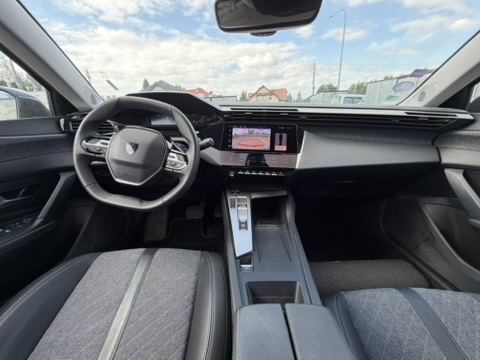 Peugeot 408 Allure 1.2 PureTech 130 EAT8 — zdjęcie 9