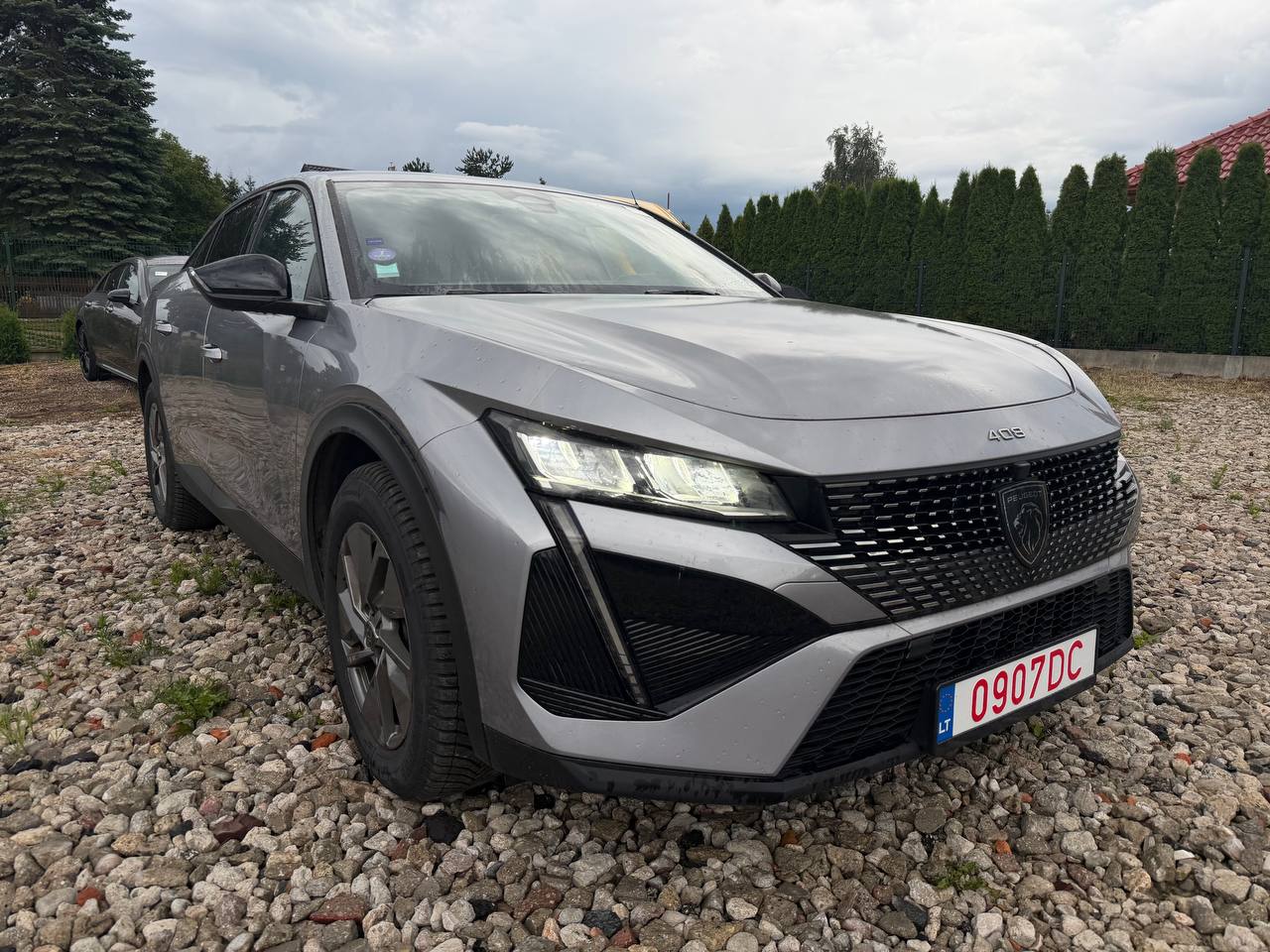 Peugeot 408 Allure 1.2 PureTech 130 EAT8 — widok główny