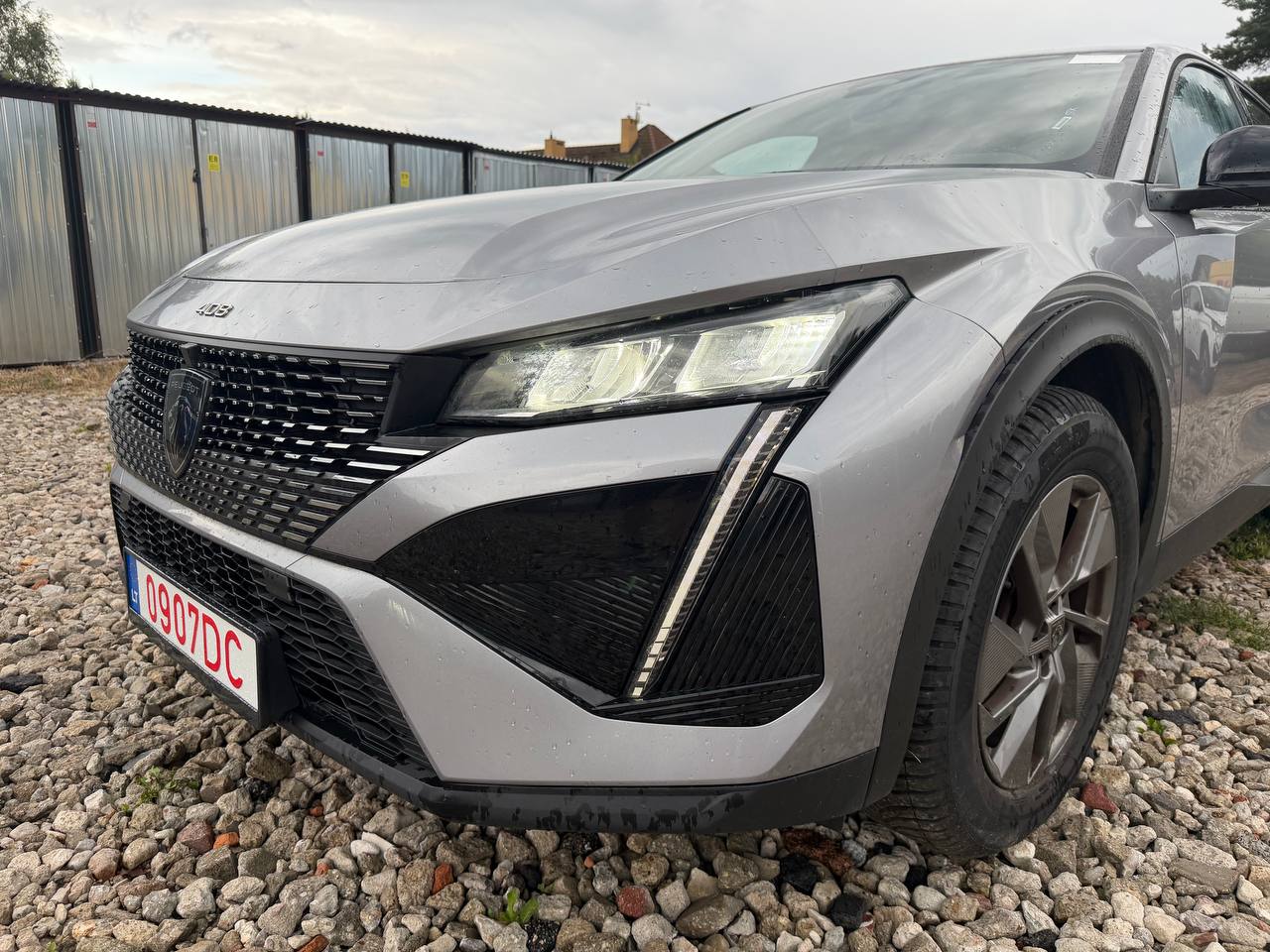 Peugeot 408 Allure 1.2 PureTech 130 EAT8 — zdjęcie 3