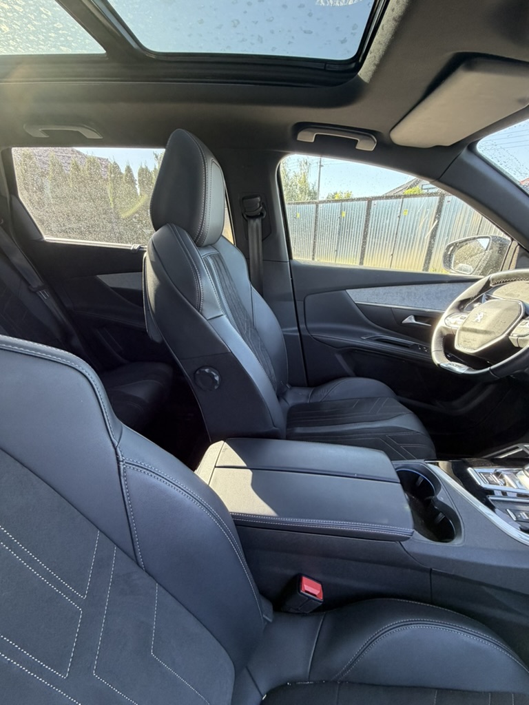 Peugeot 5008 GT Pack Business 1.2 PureTech 130 EAT8 — zdjęcie 8