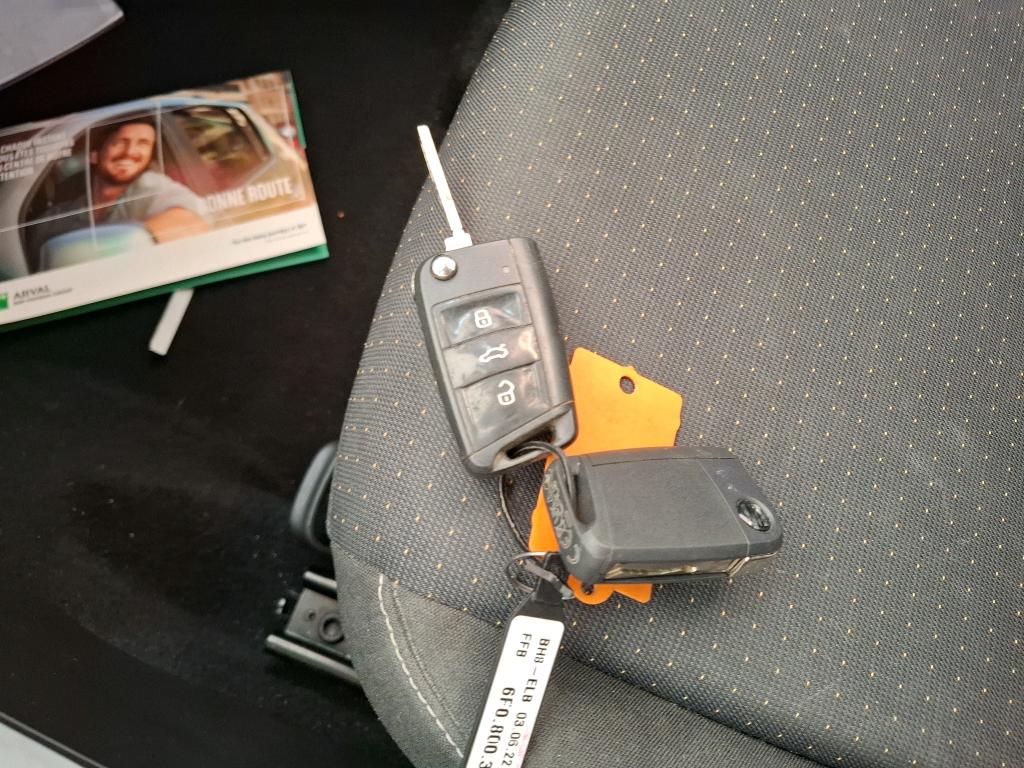 SEAT Arona 1.0 EcoTSI 110 Style Business DSG7 — zdjęcie 9